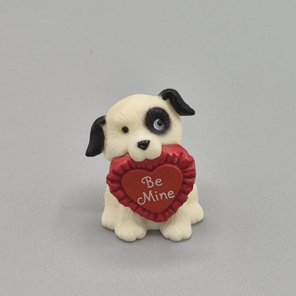 1983‎ Hallmark VHA3451 /Merry Miniature   " Dog "